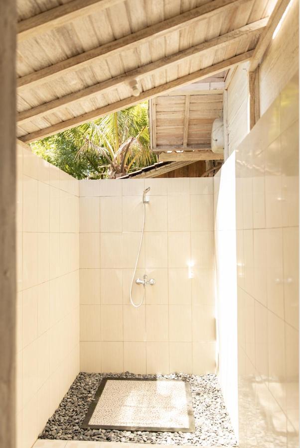 Coconut Village Guest House Lembongan Redpartner Eksteriør bilde